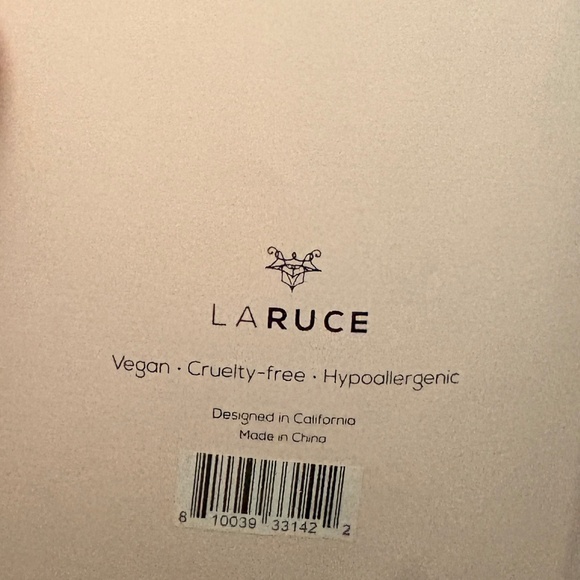 LARUCE On The Go Brush Set - Picture 4 of 4